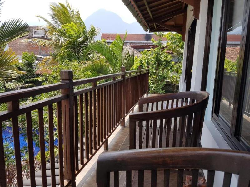 Jos & Hanny Homestay by ZUZU - Oda