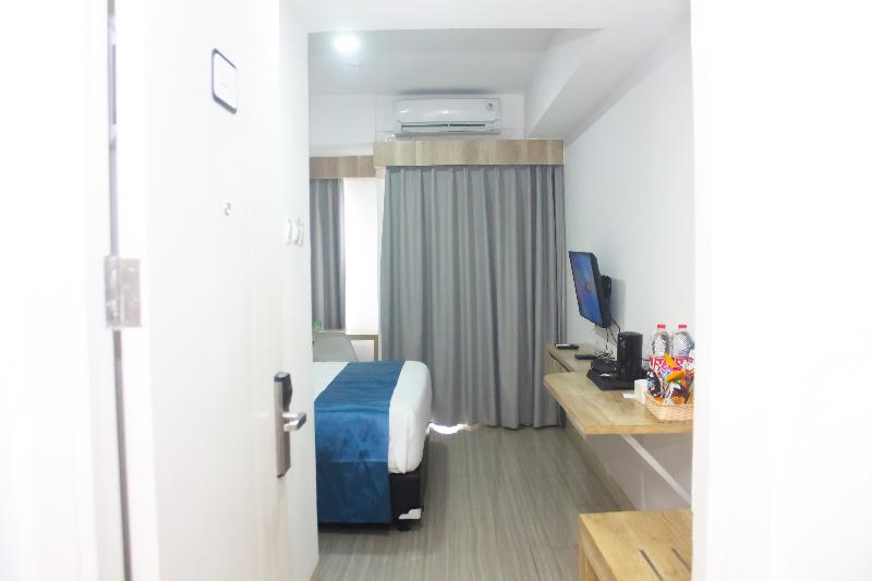 Urban Hotel Serpong by Zuzu - Oda