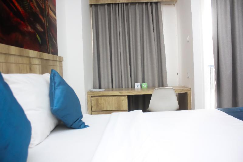 Urban Hotel Serpong by Zuzu - Oda
