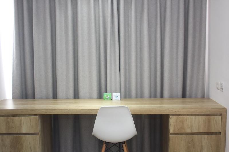 Urban Hotel Serpong by Zuzu - Oda