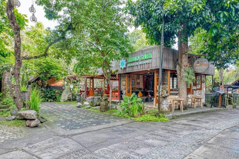 Ubud Sari Health Resort - Lobi