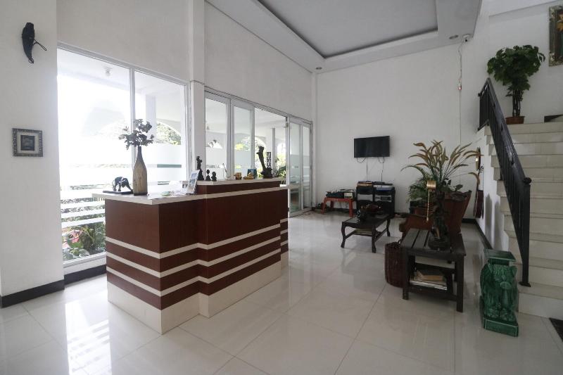 Formerly Reddoorz Near Lampung Walk - Lobi