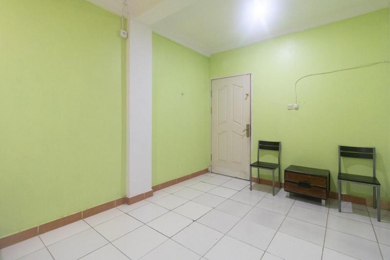Formerly Reddoorz @ Frans Seda Kupang - Oda
