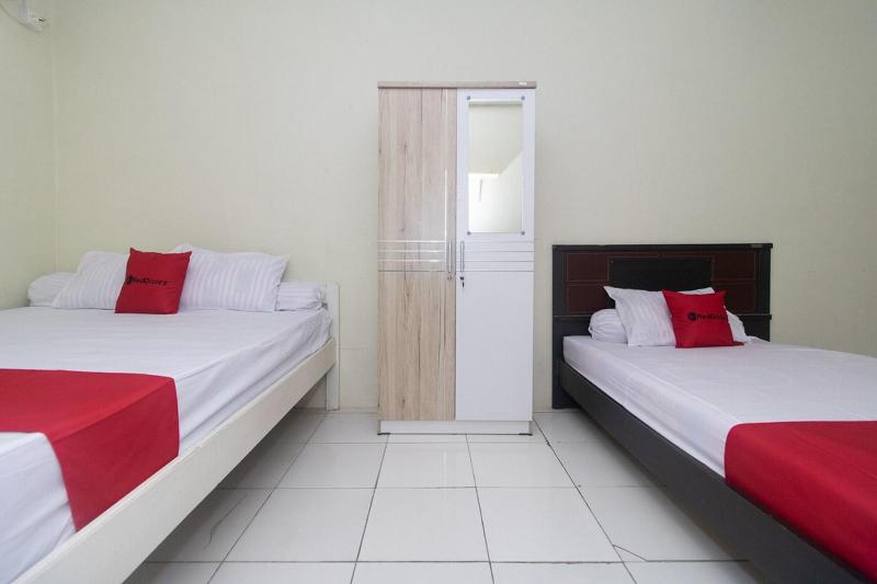 Formerly Reddoorz @ Frans Seda Kupang - Oda