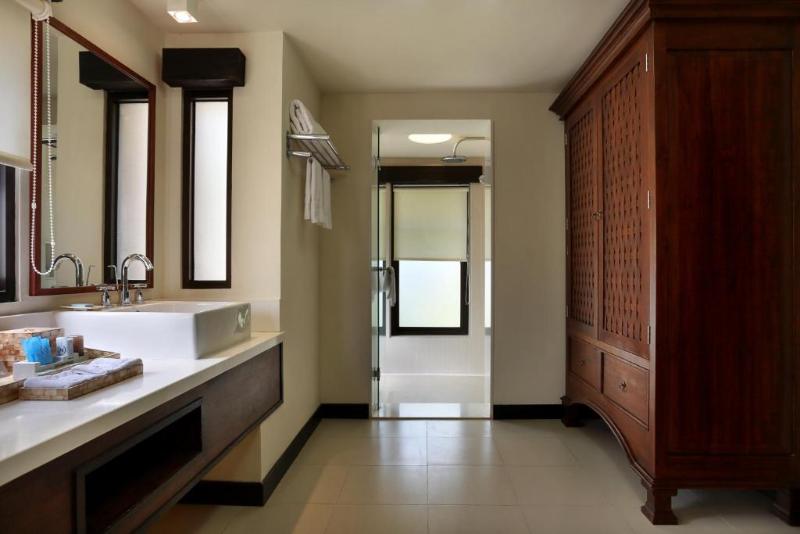 Novotel Lombok Resort & Villas - Oda