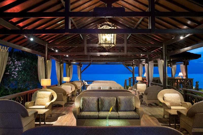 Sheraton Senggigi Beach - Bar