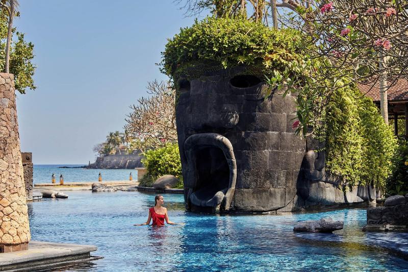 Sheraton Senggigi Beach - Havuz