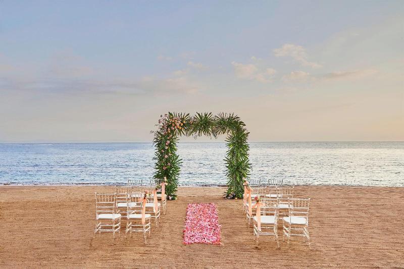 Sheraton Senggigi Beach - Plaj