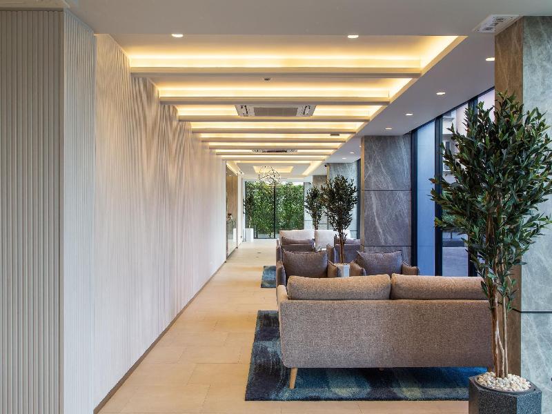 KOS Hotel Suvarnabhumi Airport - Lobi