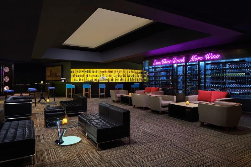 Le Meridien Jakarta - Lobi
