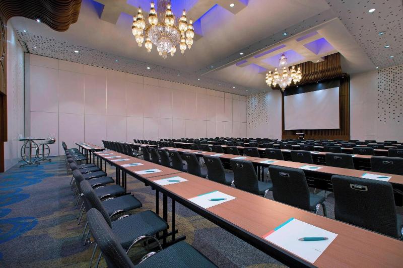 Le Meridien Jakarta - Toplantı
