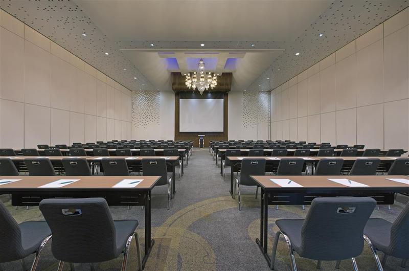 Le Meridien Jakarta - Genel