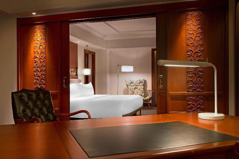 Le Meridien Jakarta - Oda