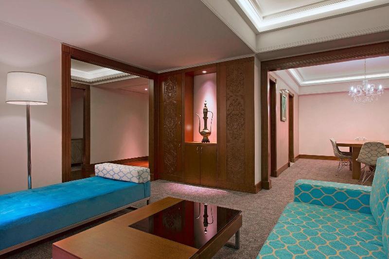 Le Meridien Jakarta - Oda