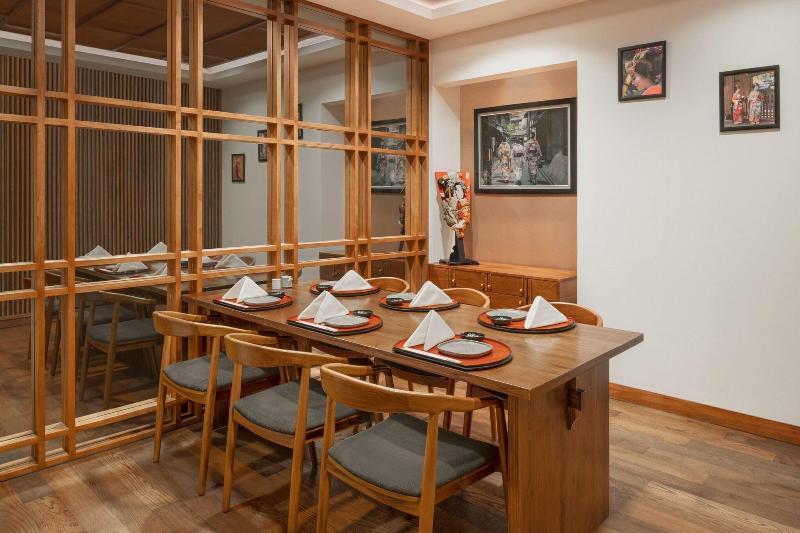 Le Meridien Jakarta - Restoran