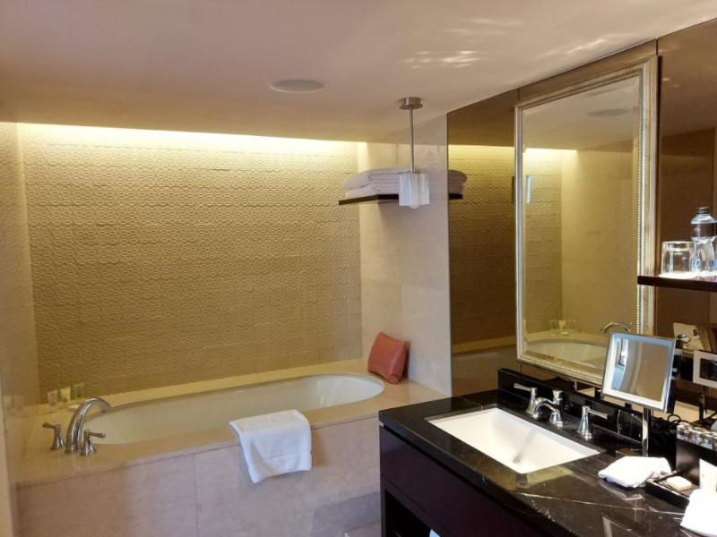 Mandarin Oriental Jakarta - Oda