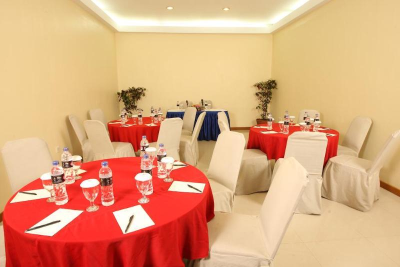Makassar Golden - Genel