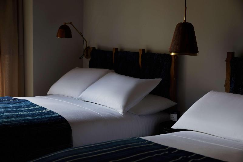 Made Hotel - Oda