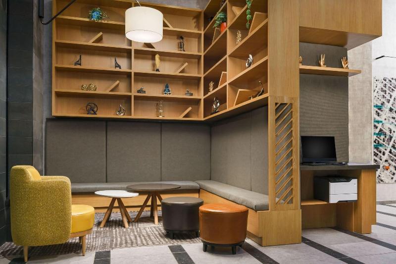 TownePlace Suites New York Manhattan/Chelsea - Lobi