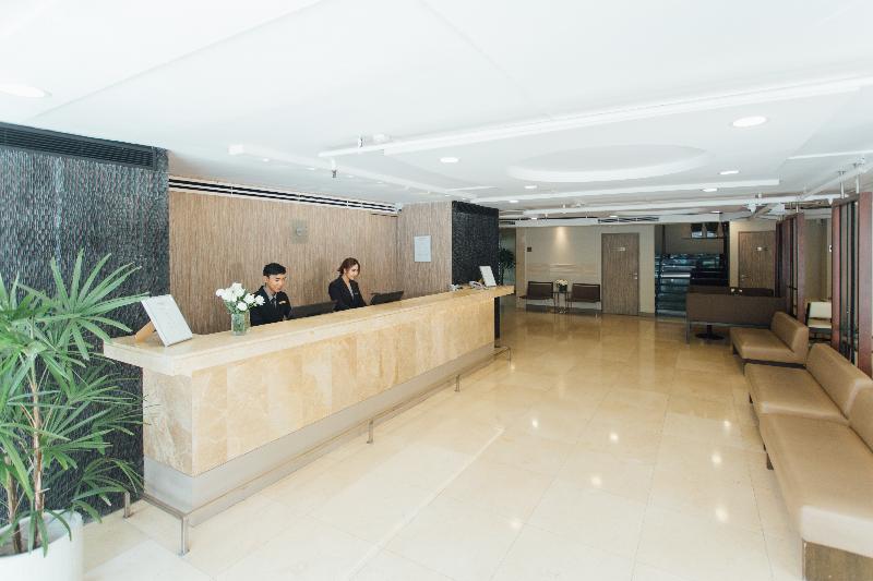 Seasons Siam Hotel - Lobi