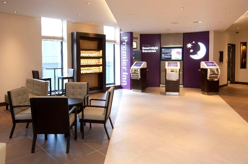 Premier Inn Liverpool City - Liverpool One - Lobi