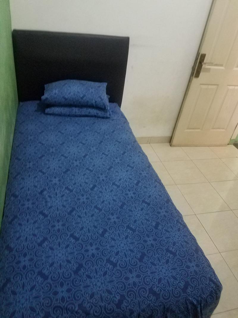 Cendrawasih Syariah Homestay by ZUZU - Oda