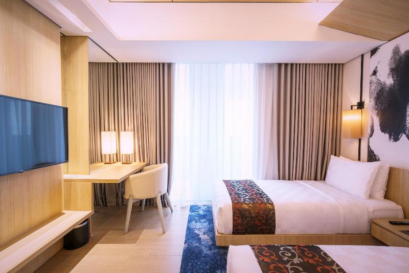 Louis Kienne Chadstone Cikarang - Oda