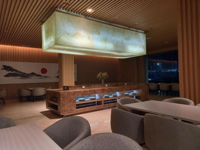 Louis Kienne Chadstone Cikarang - Restoran