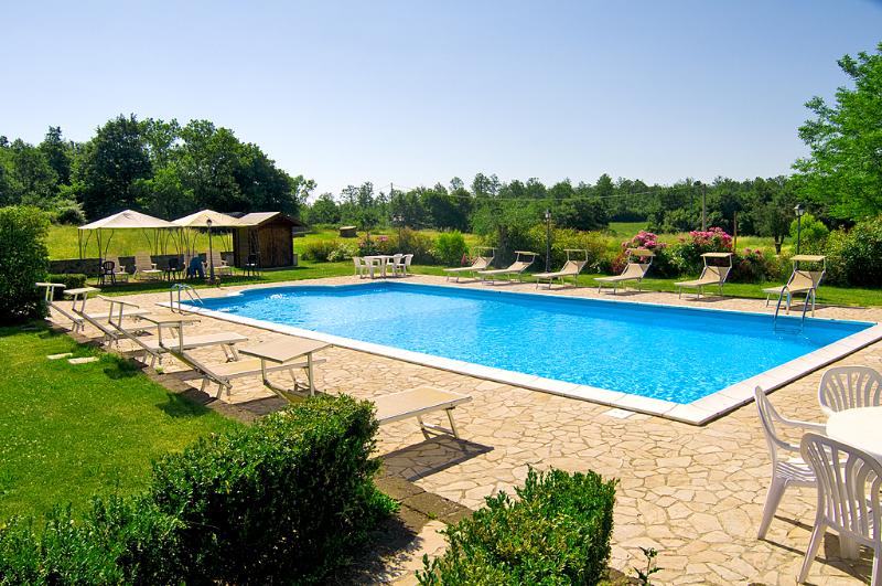 Agriturismo Buonasera - Havuz