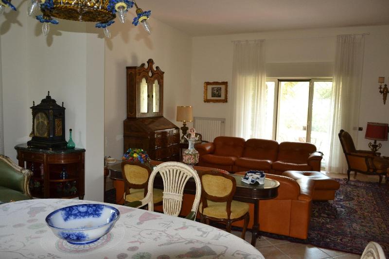 Villa Lucia - Lobi