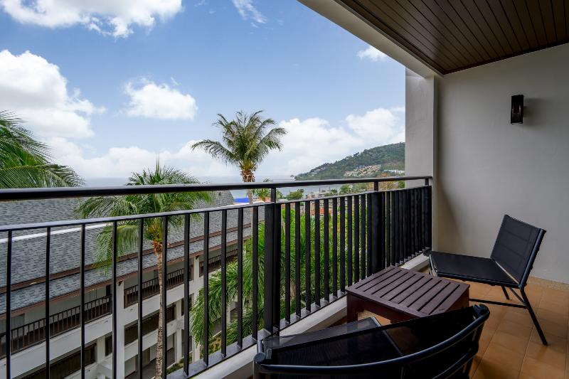 Andamantra Resort and Villa Phuket - Oda