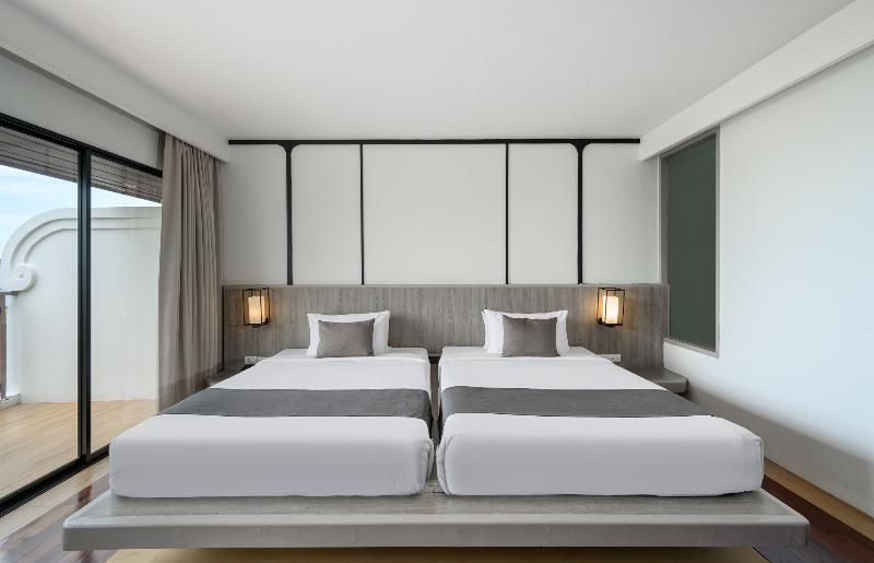 Andamantra Resort and Villa Phuket - Oda