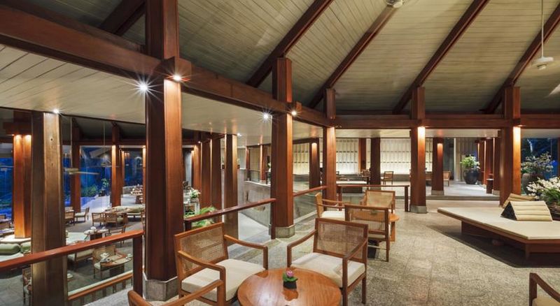 The Surin Phuket - Lobi