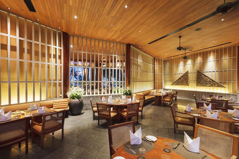 The Surin Phuket - Restoran