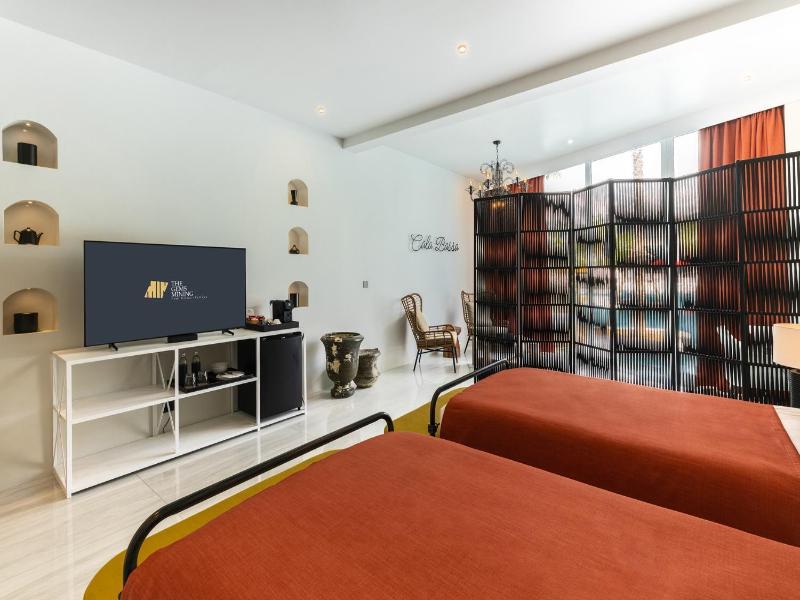 The Gems Mining Pool Villas Pattaya - Oda