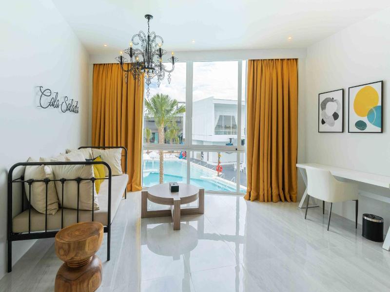 The Gems Mining Pool Villas Pattaya - Oda