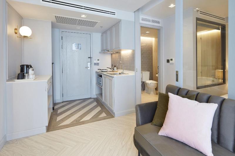 The Quarter Ploenchit by UHG - Oda