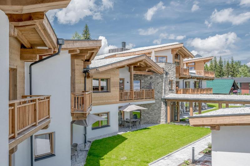 AlpenParks Chalet & Apartment Alpina Seefeld - Teras