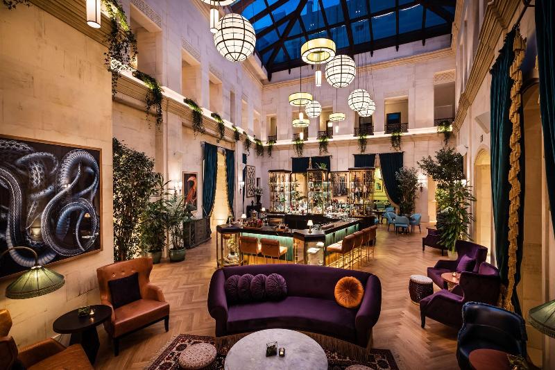 The Merchant Baku - Bar