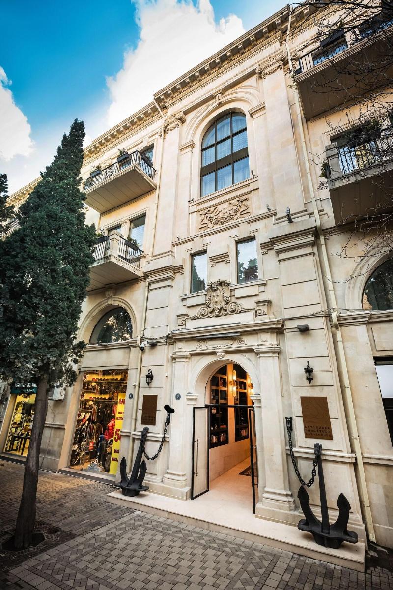 The Merchant Baku - Genel