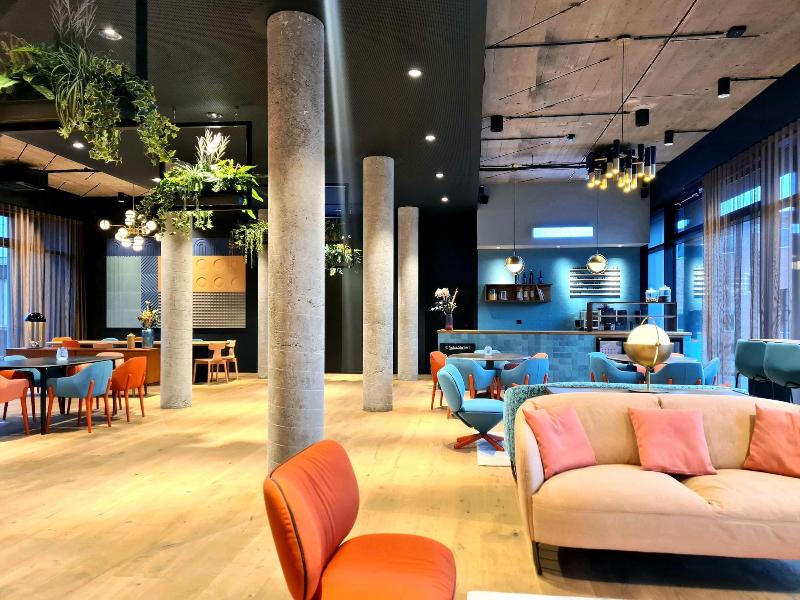 Koncept Hotel International - Lobi