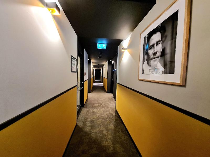 Koncept Hotel International - Lobi