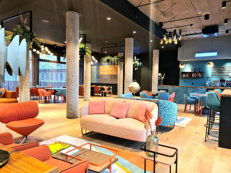 Koncept Hotel International - Lobi