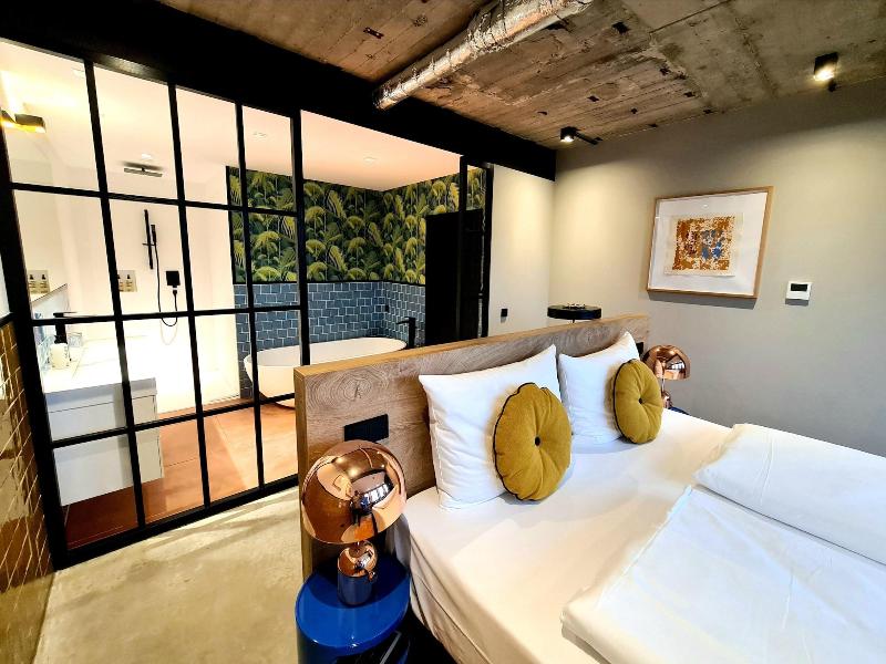 Koncept Hotel International - Genel