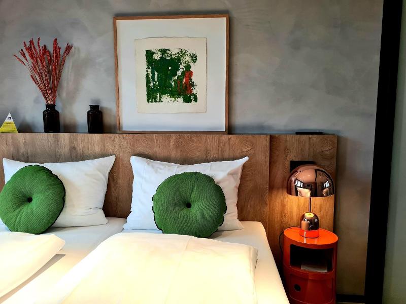 Koncept Hotel International - Oda