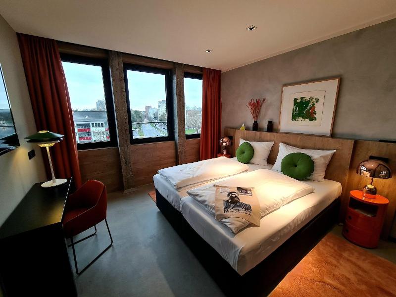 Koncept Hotel International - Oda