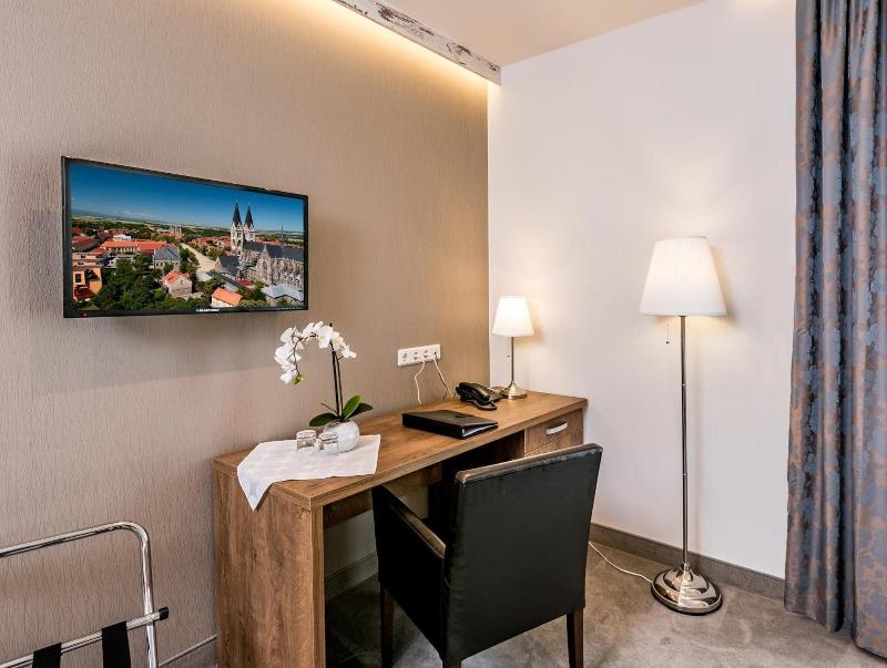 Hotel Allegro - Oda
