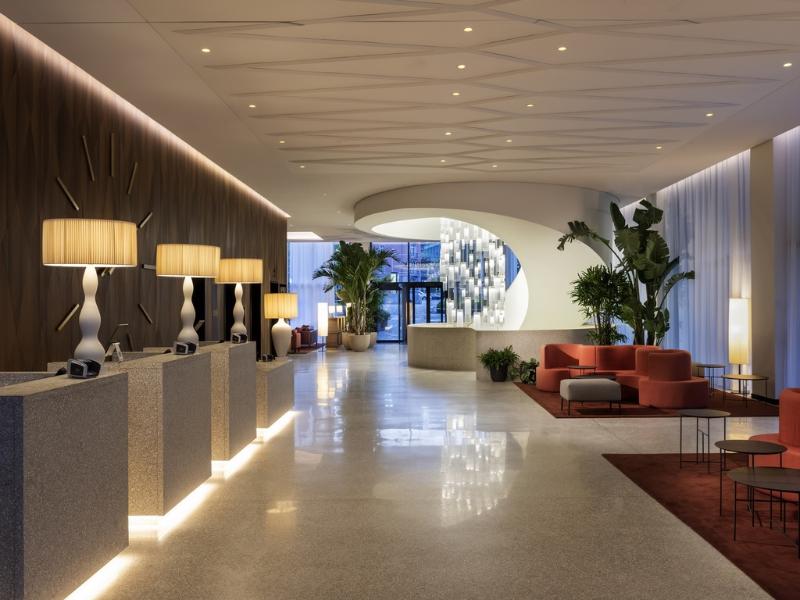 Movenpick Hotel Basel - Lobi