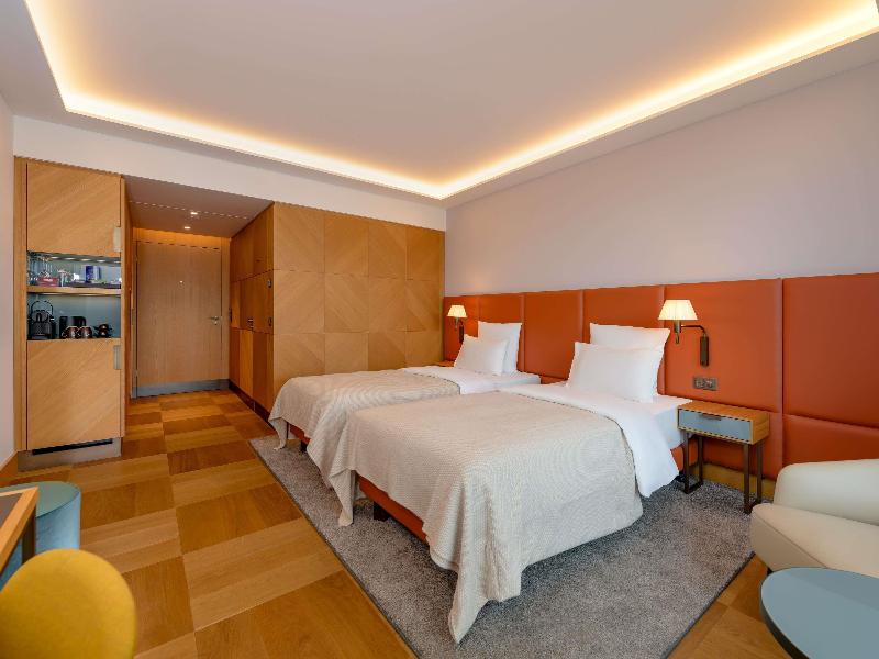 Movenpick Hotel Basel - Oda