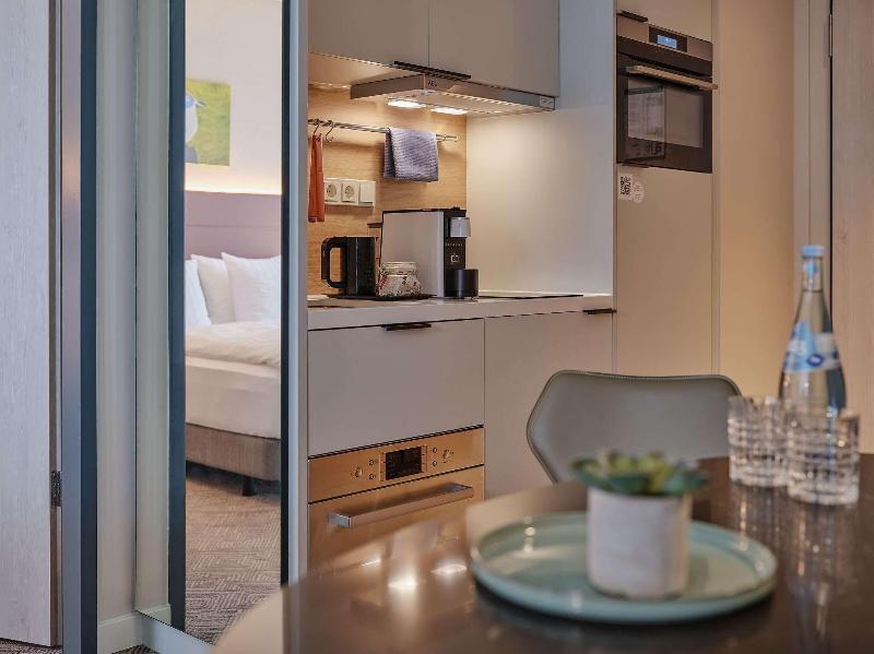 Adina Apartment Hotel Cologne - Oda